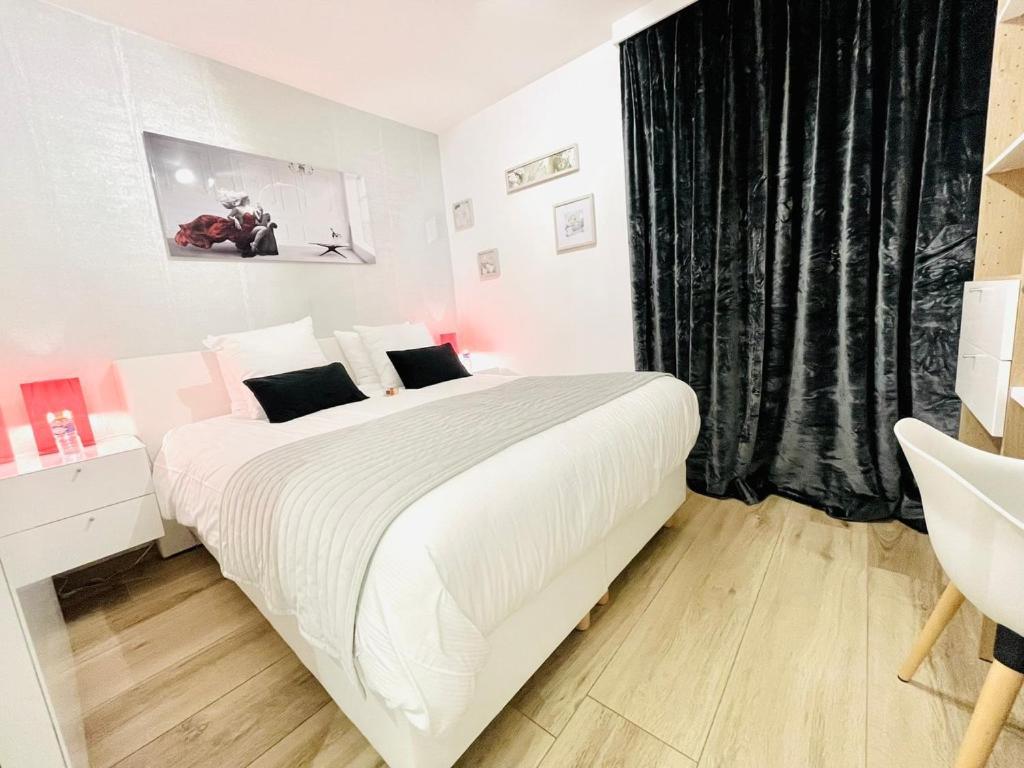 Luxury Suite Koksijde 310 - Adults Only Exterior photo